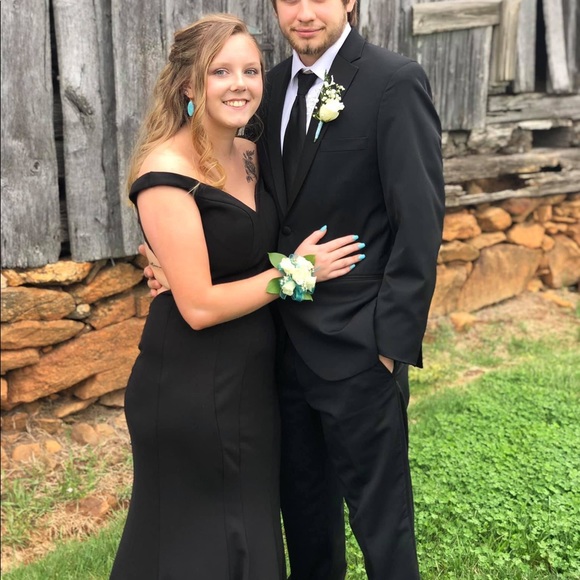 Prom dress - Picture 3 of 4